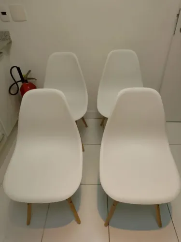 KIT de Cadeiras Easy Wood branca