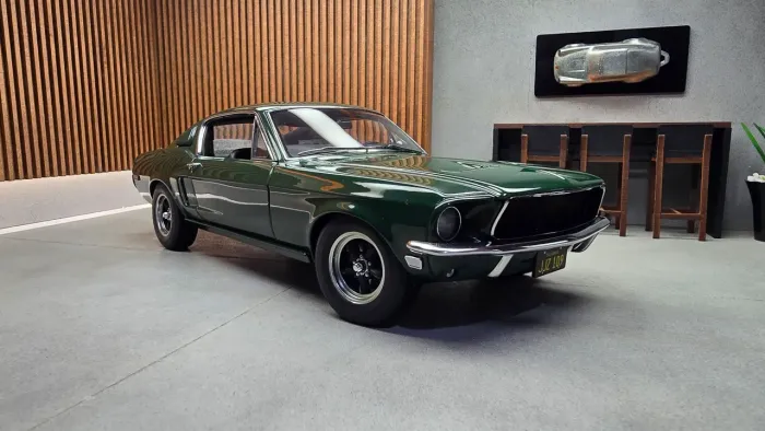 Miniatura Ford Mustang Bullit Autoart 1/18