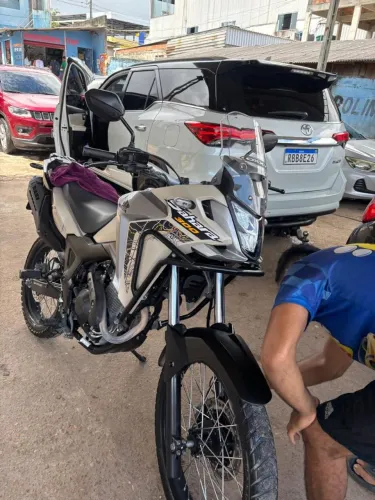 Honda Sahara 300 adventure 2025
