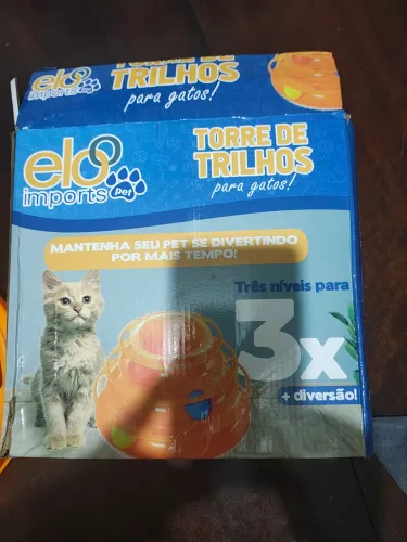 Torre de trilhos para gatos 