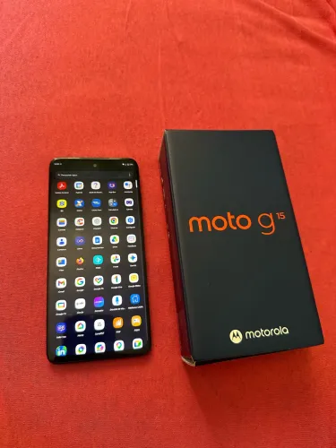 R$ 400,00 / MOTO G15 256GB venda ou troca.