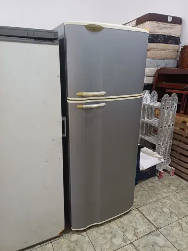 GELADEIRA GELO SECO ELECTROLUX 110 VOLTS 