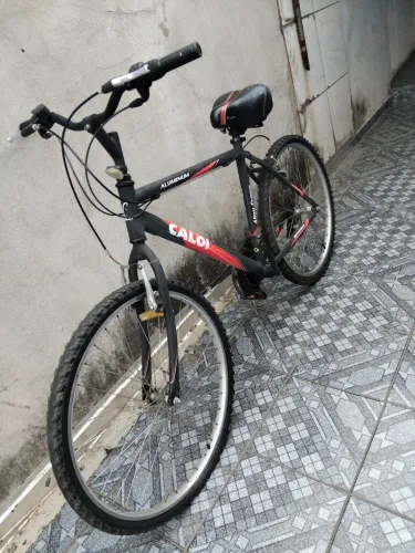 bicicleta caloi aluminium aro 26 (PARA SAIR RÁPIDO)