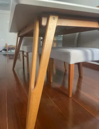Mesa de jantar de 6 lugares
