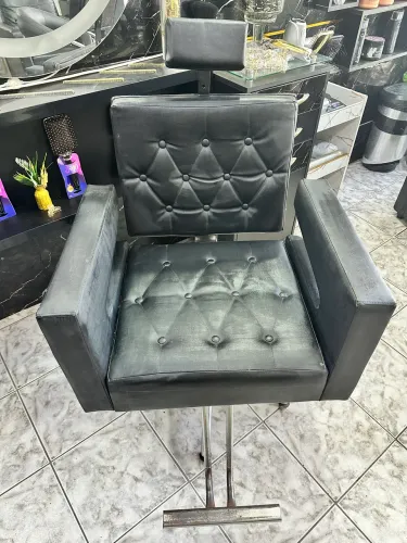 Cadeira de Cabeleireiro Profissional