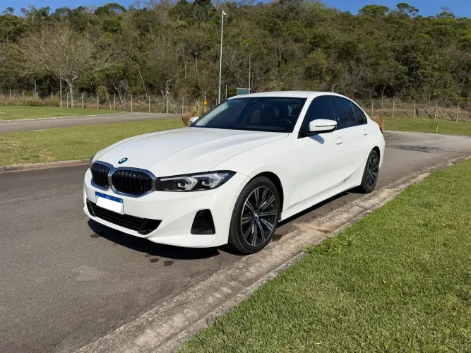 BMW 320I A 2.0 Turbo/activeflex 16V 184cv 4P 2023