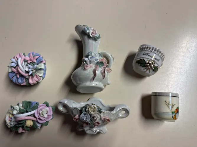 Mini cesta vaso xícara floreira porcelana com avarias