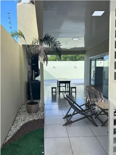 VENDA: CASA, 2 QUARTOS, ÁREA EXTERNA, CHURRASQUEIRA, 2VG DE GARAGEM