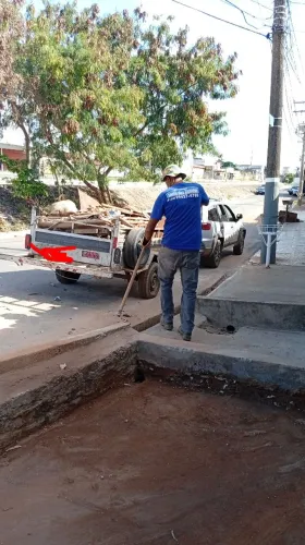 Entulho, retiramos, ensacado ou solto, cata treco, galhos galhadas, em toda Goiânia e apar