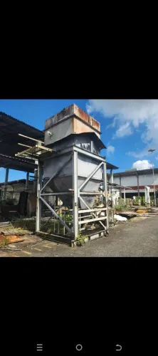 Silo Com Escada