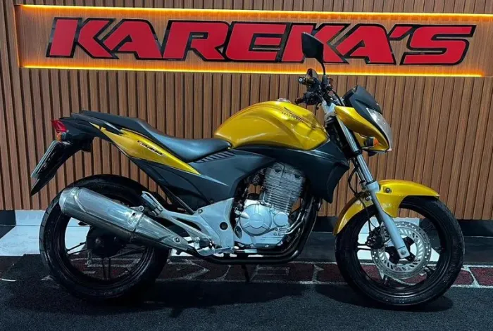 HONDA CB 300R 2010