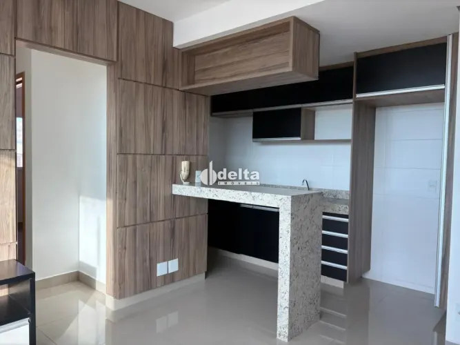 Apartamento com 1 suíte disponível para locação no bairro Saraiva em Uberlândia-MG