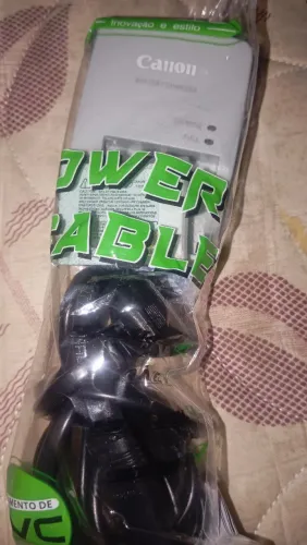 Vendo bateria compatível com câmera Canon sx510 hs bateria novinha nunca usei 