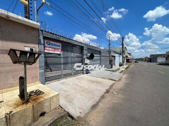 Casa com 2 dormitórios à venda, 250 m² por R$ 390.000,00 - Aponiã - Porto Velho/RO