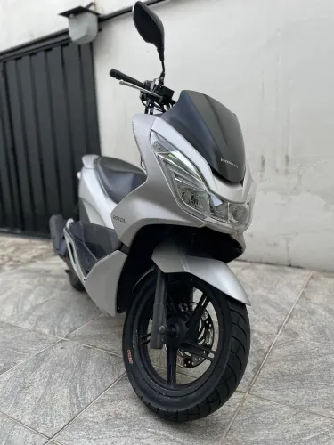 vendo ou troco honda pcx 2018