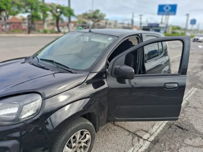 Fiat Uno Attractive 1.0 EVO Fire Flex 8V 5P 2021