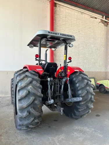 Trator Massey Ferguson 4408 4x4