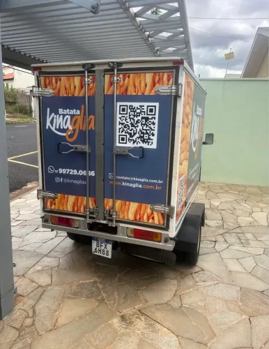 Triciclo refrigerado 