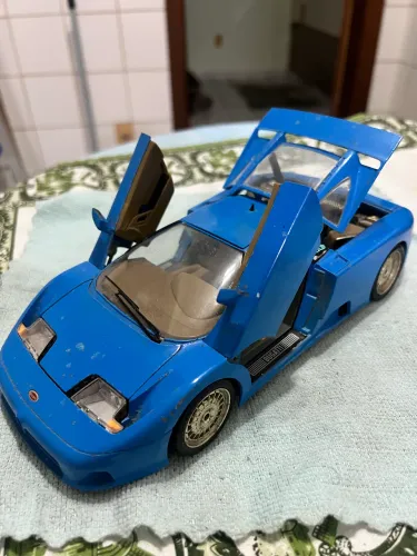 Miniaturas de metal