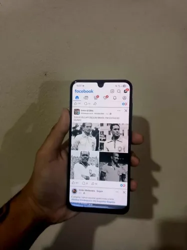 CELULAR 256GB - 8GB RAM - NOVO