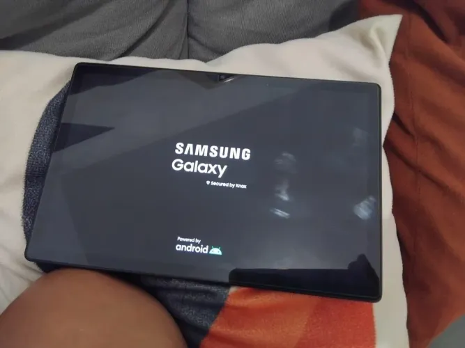 Tablet Samsung A8
