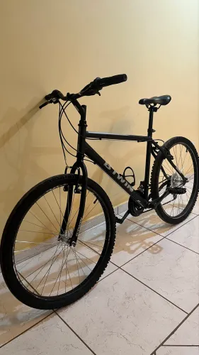 Bicicleta aro 26 Rockrider 100 Btwin 