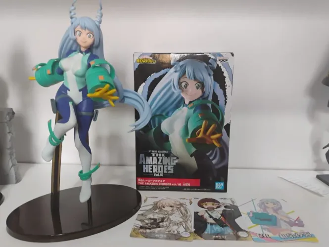 Nejire Figure My hero original Bandai + Brinde