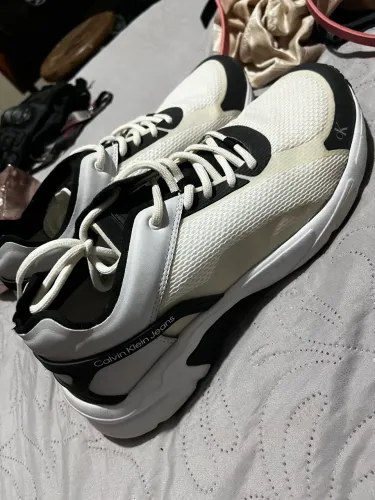 Tênis Calvin Klein Jeans Chunky Runner Original - Branco/Preto N° 42