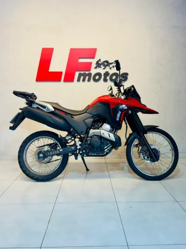 YAMAHA XTZ 250 LANDER VERMELHO 2025