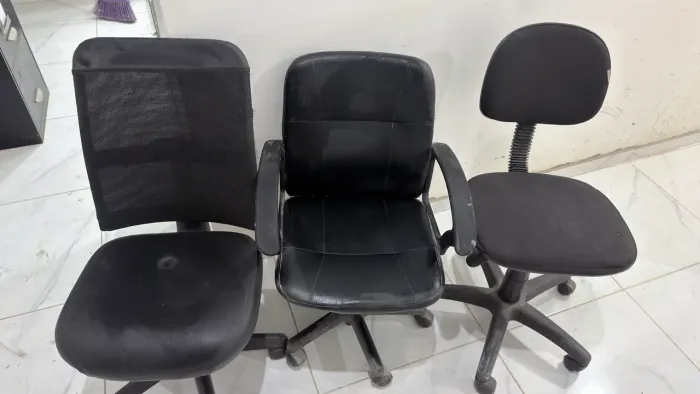 Vende se cadeiras para Escritoro