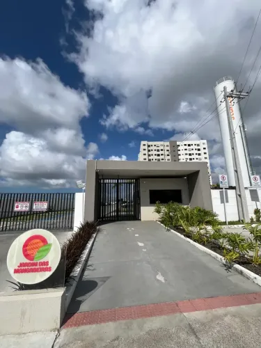 Apartamento para alugar no Condomínio Jardim das Mangabeiras, bairro Robalo
