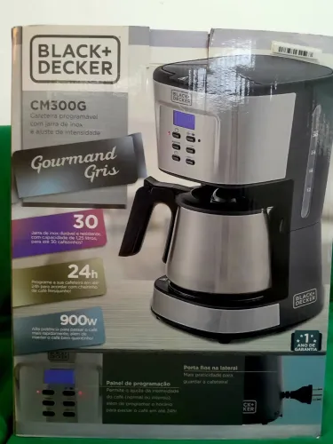 Cafeteira lacrada com programação