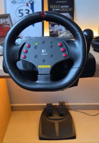  Volante Logitech PC MOMO Force Feedback  para PC