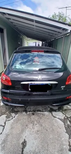 Peugeot 207 XR 1.4 Flex 8V 3P 2011