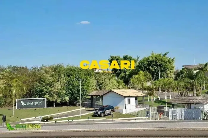Terreno à venda no Residencial Ecopark em Tatuí - SP.