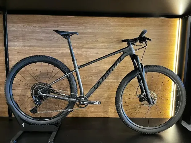 Specialized Chisel Hardtail Base M