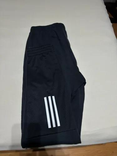 Calça moletom Adidas
