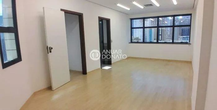 Savassi - Sala(s) à venda na Anuar Donato