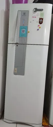 OGeladeira electrolux 402 L Funcionando bem!