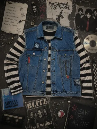 Colete Jeans Vintage Anos 90 Azul Destroyed Tam. M