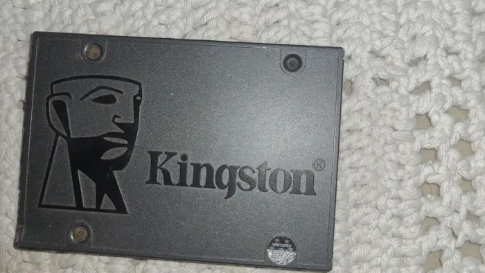 SSD Kingston 120 GB de notebook