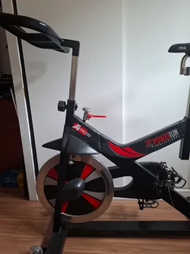 Vendo ou troco bicicleta ergométrica nova