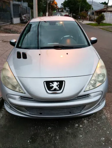 Peugeot 207 Sed. Passion XR Sport 1.4 Flex 8V 4P 2012
