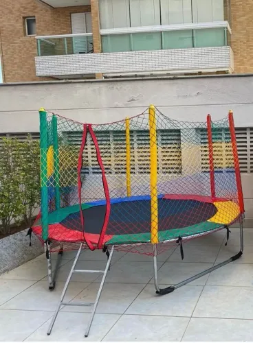 Vendo Cama Elástica 2,44 Metros