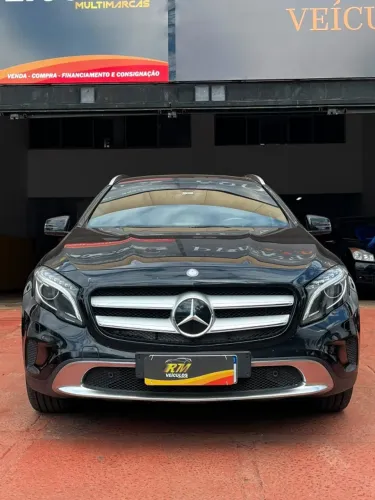Mercedes-Benz GLA 200 Adv. 1.6/1.6 TB 16V Flex Aut. 2015