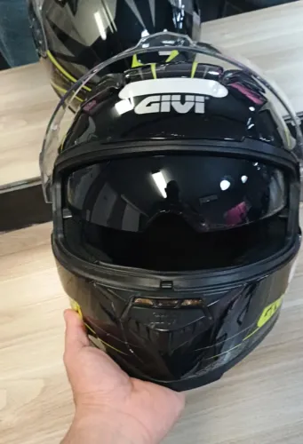Capacete Givi Seminovo