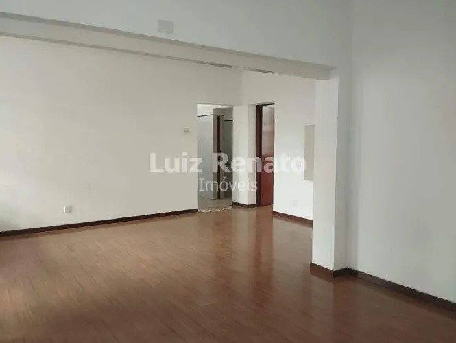 Casa para aluguel 6 quartos 3 vagas - Santa Efigênia