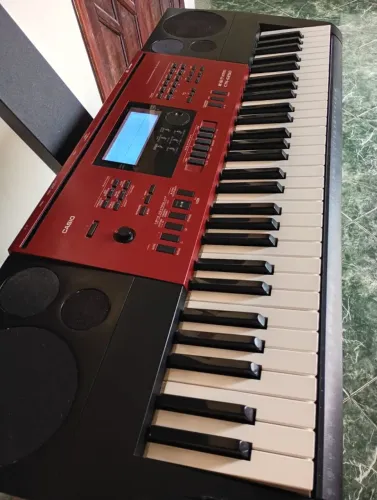 Teclado Casio Ctk 6250 com capa e suporte + Timbres e Ritmos Instalados (Conservado)