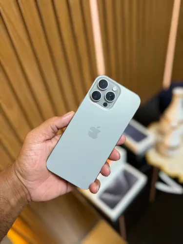 IPHONE 16 PRO MAX 256GB - TITÂNIUM NATURAL ?
