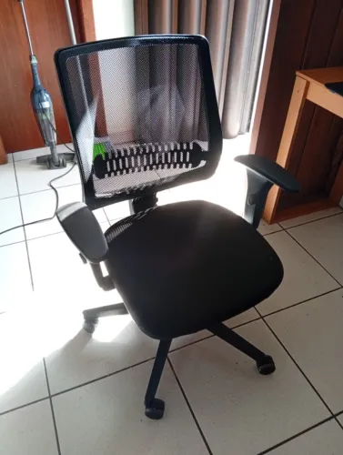 Cadeira Ergonômica Flexform Uni